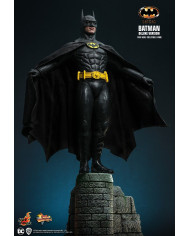 Batman 1989 : MMS693 - Deluxe Version - Sixth Scale Figure | Hot Toys