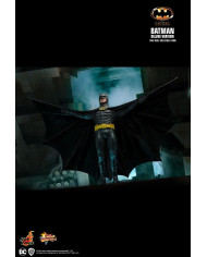 Batman 1989 : MMS693 - Deluxe Version - Sixth Scale Figure | Hot Toys