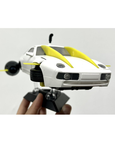Shark M.A.S.K. Great White Makina MKN02 Ramen Toy