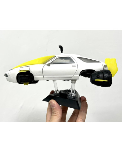 Shark M.A.S.K. Great White Makina MKN02 Ramen Toy