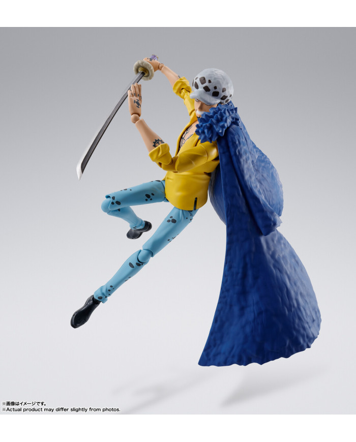 Trafalgar Law One Piece The Raid on Onigashima  S.H. Figuarts Bandai
