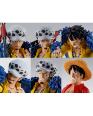 Trafalgar Law One Piece The Raid on Onigashima  S.H. Figuarts Bandai